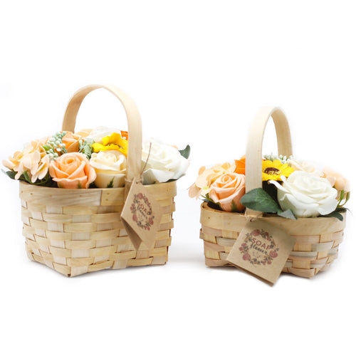 Bouquet de Savon Fleurs Orange – Panier en Osier Moyen