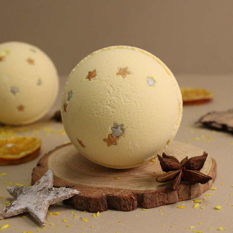 Bombe de Bain Étoile de Noël 180g – Massepain