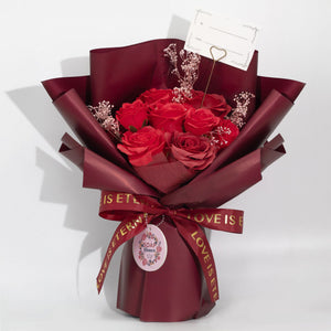 Bouquet de Roses en Savon Rouges – Amour Éternel