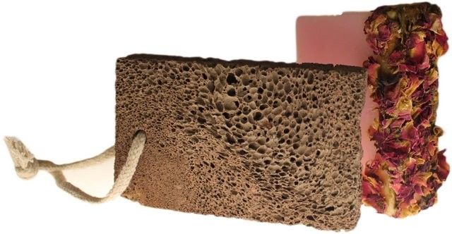 Pierre Ponce Volcanique pour les Pieds – Forme Savon Carré